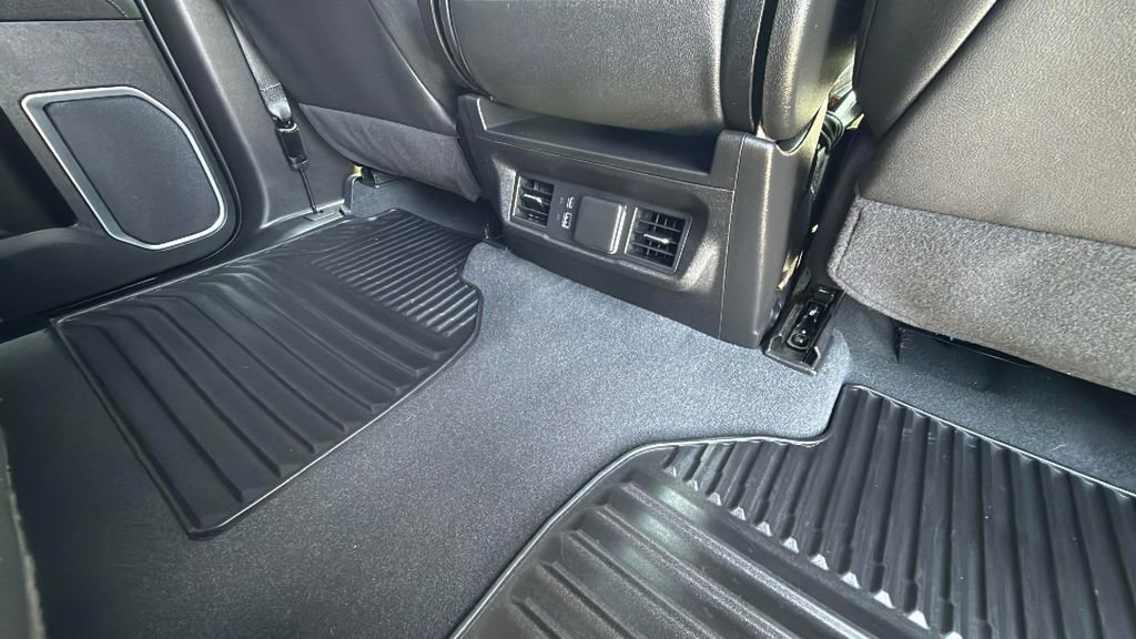 Certified 2024 Chevrolet Silverado 2500 LTZ image 31