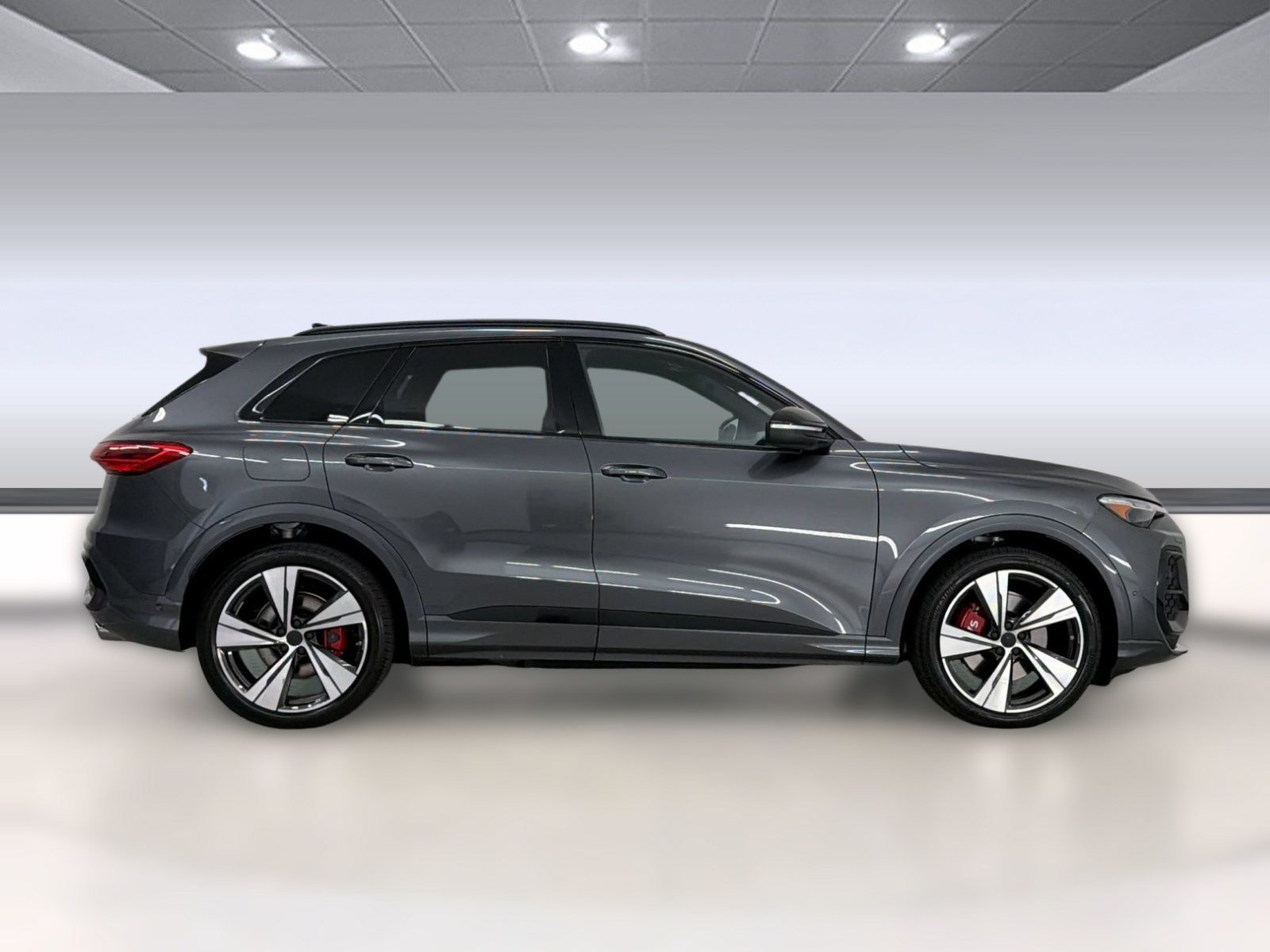 New 2026 Audi SQ5 Premium Plus AWD/4WD image 8
