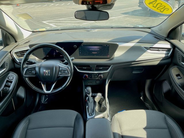 Used 2024 Buick Encore GX Preferred w/ Comfort Package FWD image 20