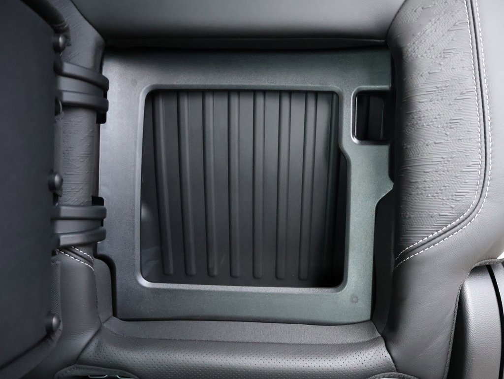 New 2026 GMC Sierra 1500 AT4X w/ LPO, Black Badging Package image 32