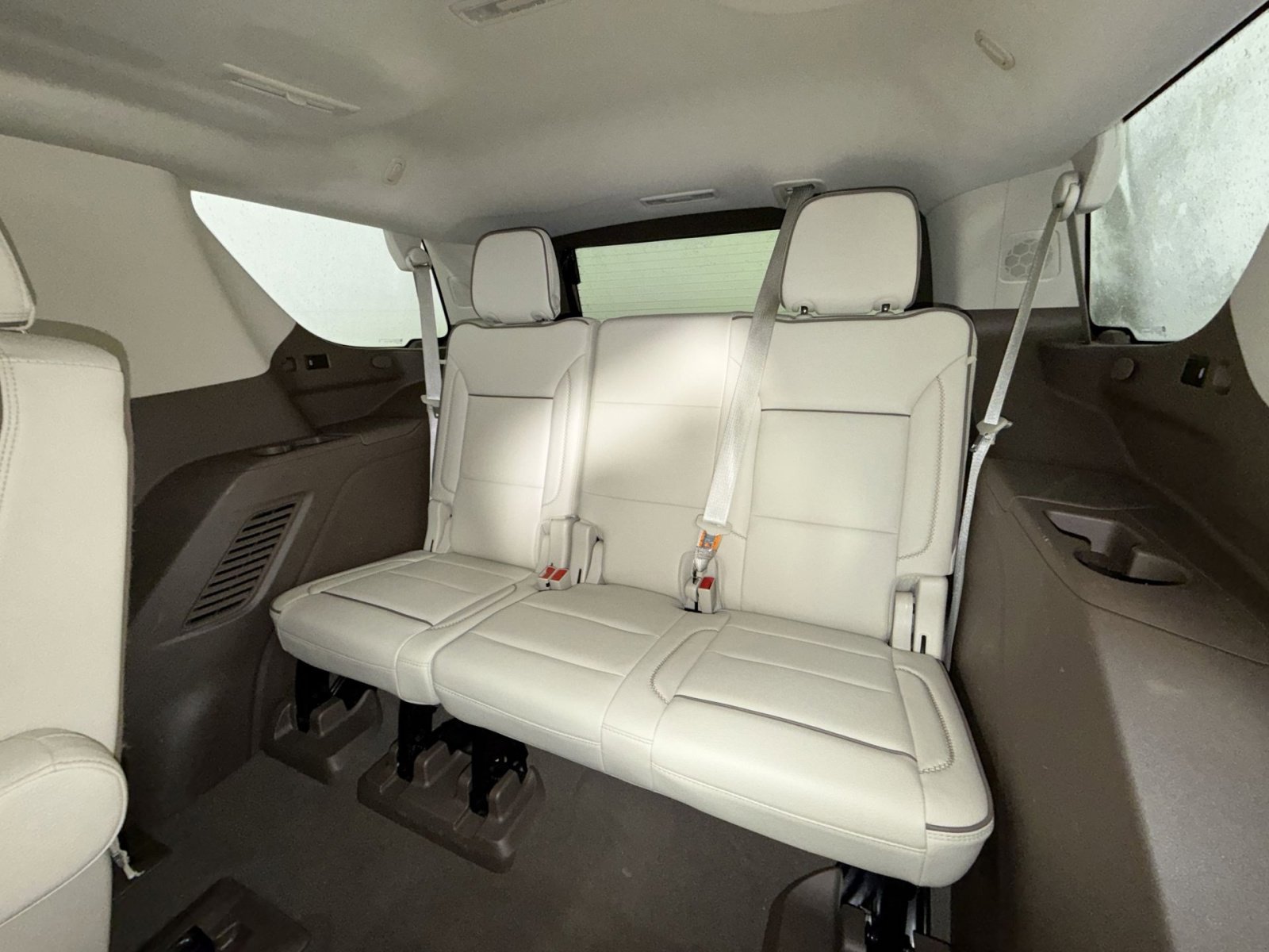 Used 2022 GMC Yukon Denali w/ Denali Premium Package image 26