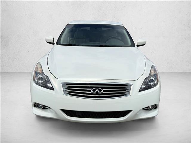 Used 2014 INFINITI Q60 Convertible w/ Premium Package RWD image 2