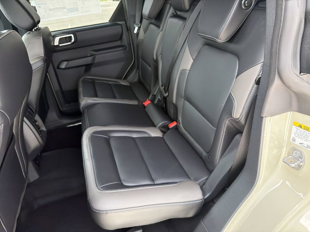 New 2026 Ford Bronco Outer Banks AWD/4WD image 15