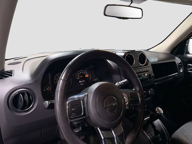Used 2017 Jeep Patriot Latitude image 11