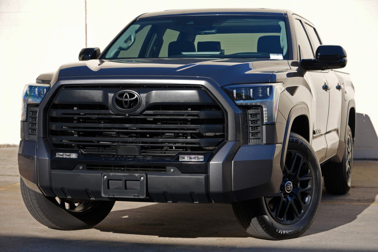 Used 2024 Toyota Tundra Limited AWD/4WD image 3