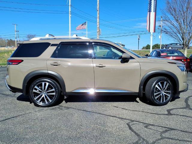 Certified 2023 Nissan Pathfinder Platinum w/ Black Appearance Package AWD/4WD image 2