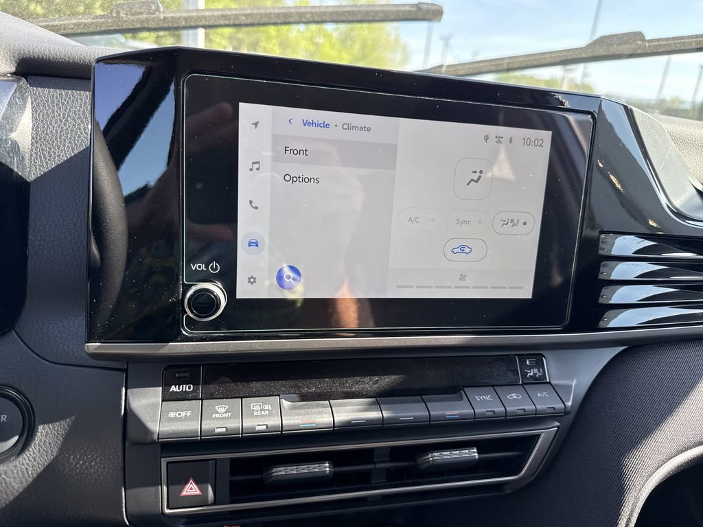 Used 2025 Toyota Camry LE FWD image 26