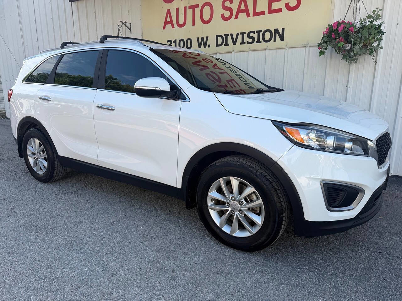 Used 2016 Kia Sorento LX image 10