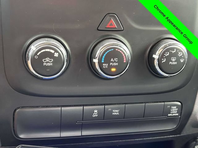 Used 2013 RAM 2500 Tradesman w/ Chrome Appearance Group AWD/4WD image 16