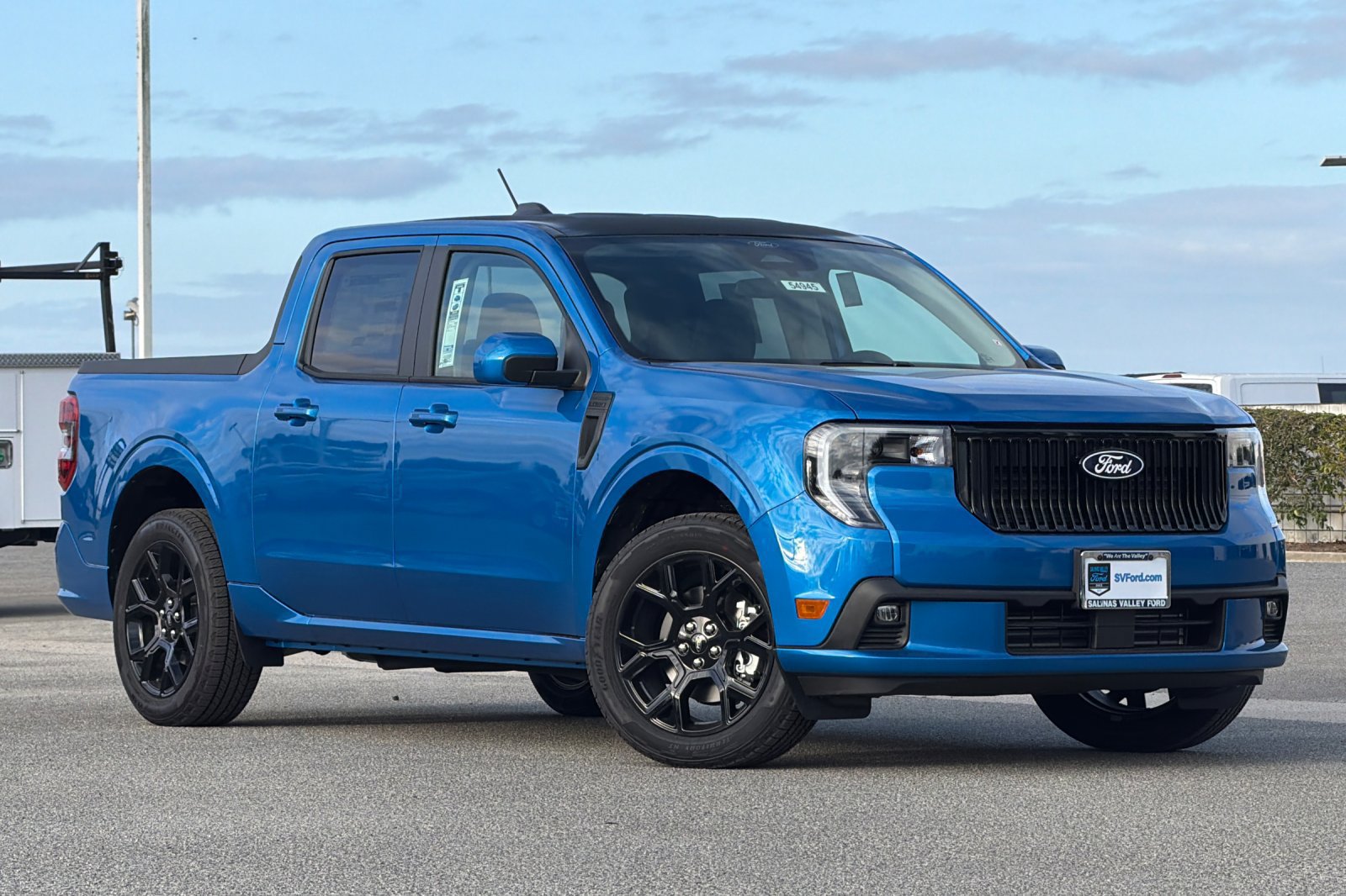 New 2026 Ford Maverick Lobo AWD/4WD image 2