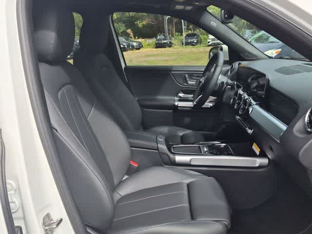 New 2026 Mercedes-Benz GLB 250 4MATIC image 21