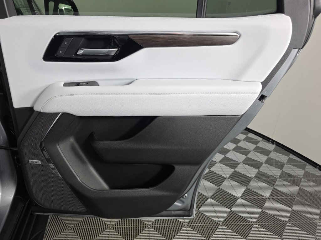 New 2026 Chevrolet Tahoe Premier w/ Sun And Tow Package image 39