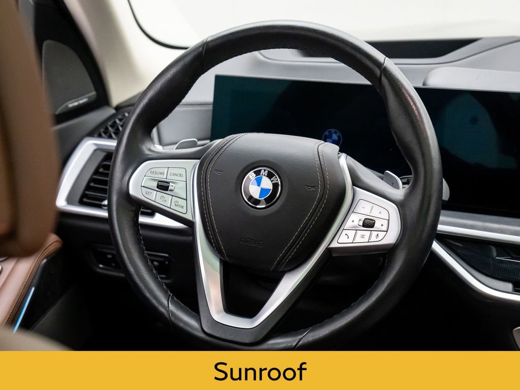 Used 2023 BMW X7 xDrive40i w/ Premium Package image 11