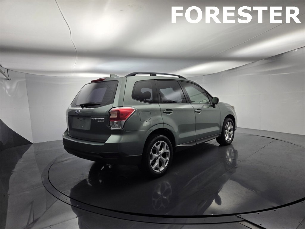 Used 2017 Subaru Forester 2.5i w/ Alloy Wheel Package image 10