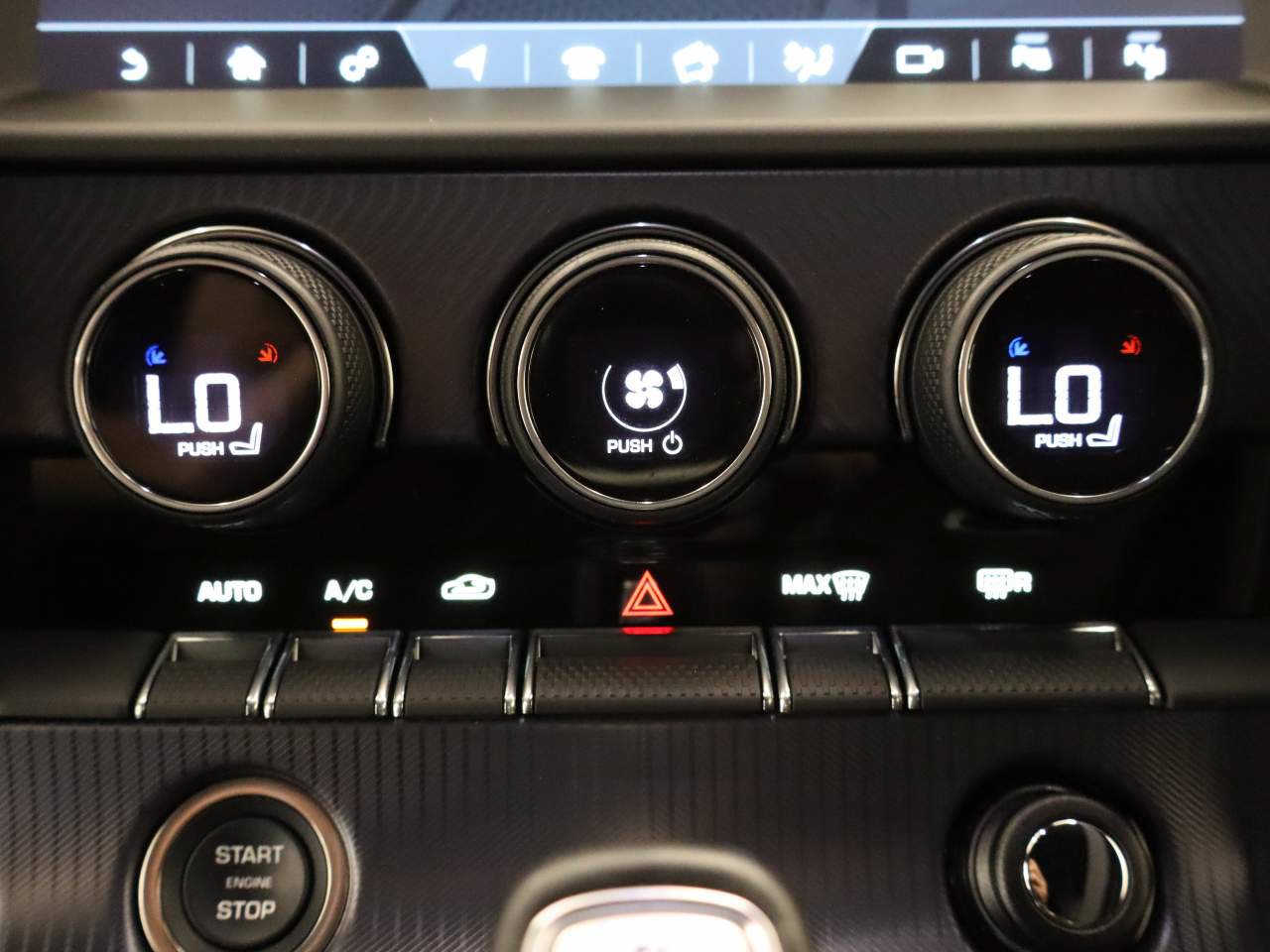 Used 2023 Jaguar F-TYPE R-Dynamic AWD/4WD image 12