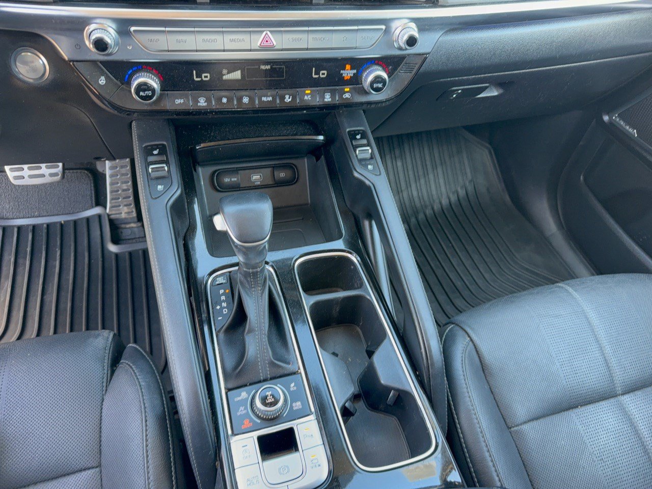 Used 2021 Kia Telluride SX w/ Towing Package AWD/4WD image 21