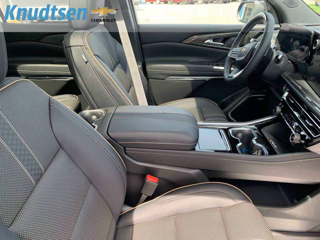 New 2026 Chevrolet Traverse High Country w/ LPO, Floor Liner Package AWD/4WD image 11