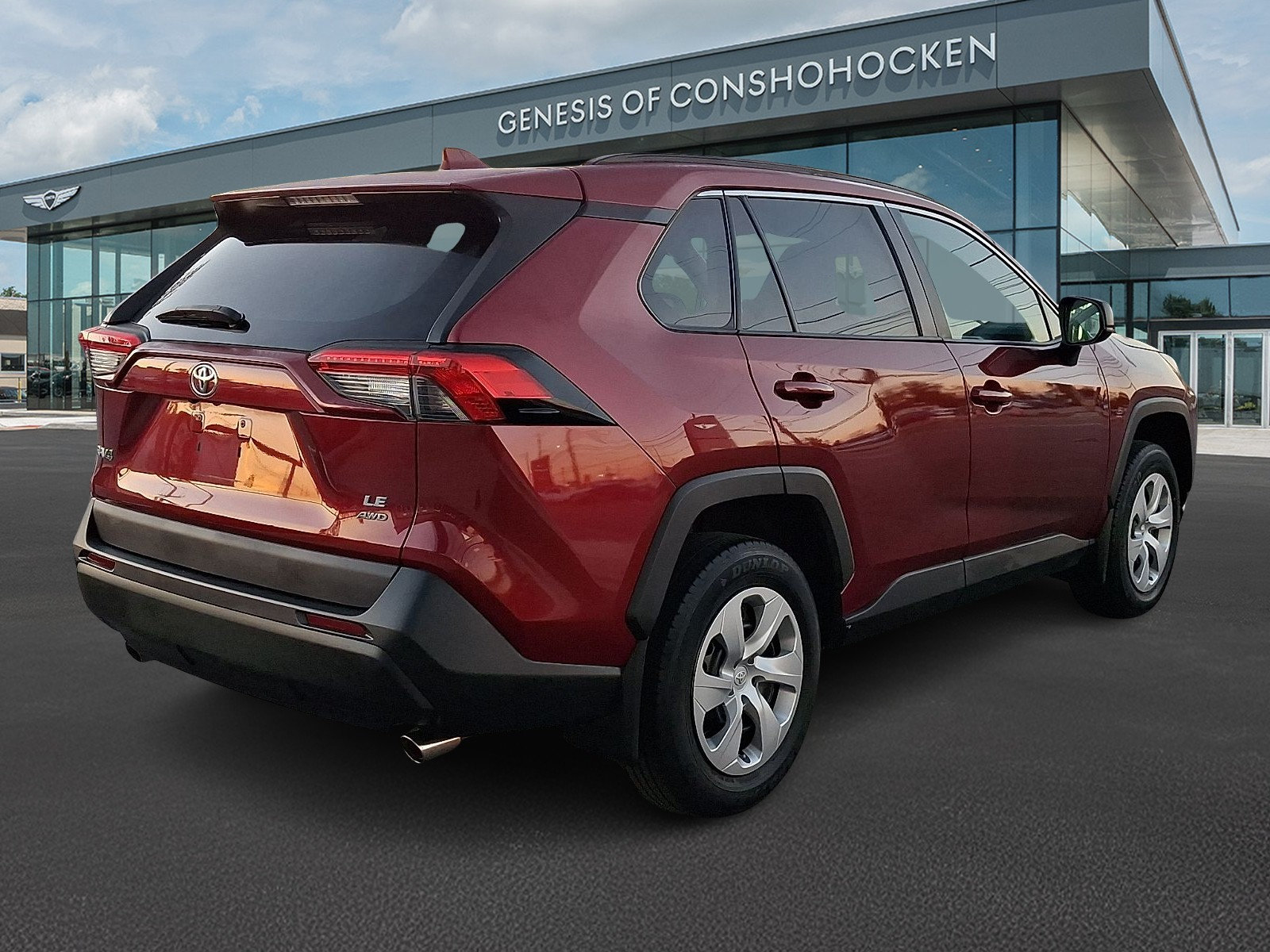 Used 2021 Toyota RAV4 LE AWD/4WD image 6