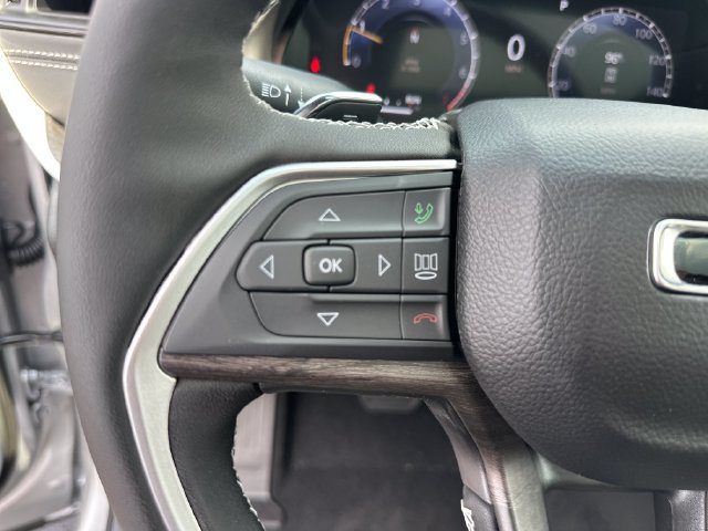 New 2026 Jeep Grand Cherokee Limited w/ Limited Altitude Package AWD/4WD image 19