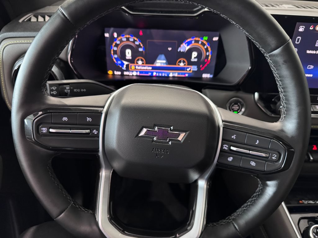 Certified 2025 Chevrolet Colorado ZR2 AWD/4WD image 14