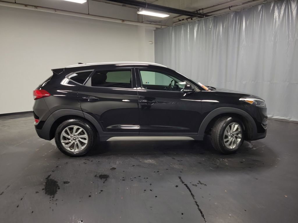 Used 2017 Hyundai Tucson SE Plus w/ Cargo Package image 10