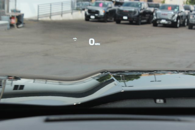 New 2026 GMC Canyon Denali w/ LPO, Denali Black Edition image 7