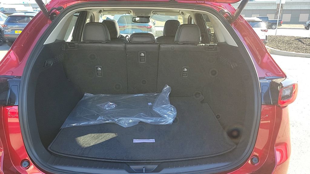 New 2025 MAZDA CX-5 AWD 2.5 S w/ Premium Plus Pkg image 32