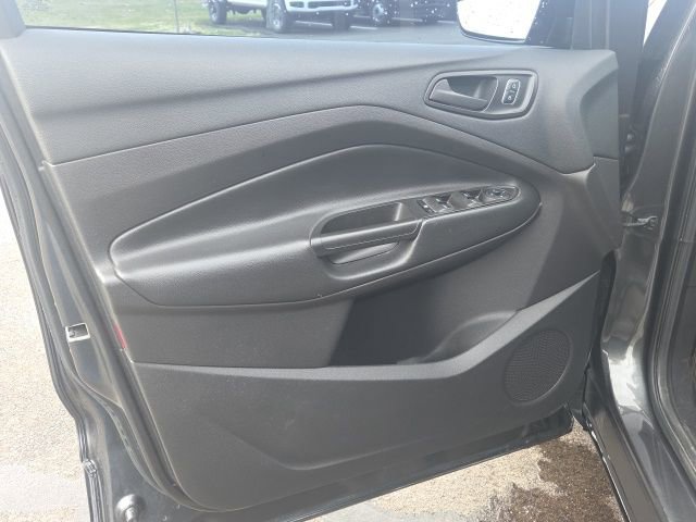Used 2017 Ford Escape S image 23
