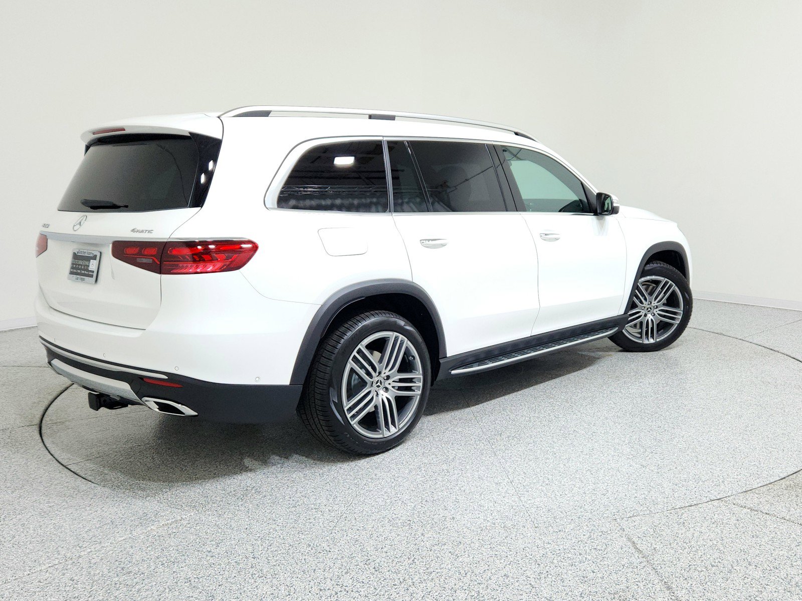 New 2026 Mercedes-Benz GLS 450 4MATIC image 3