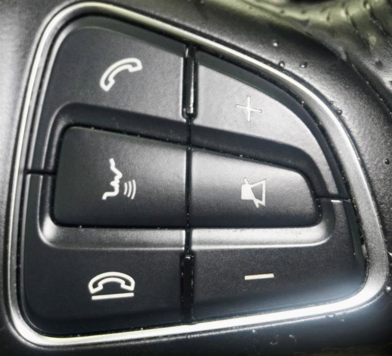 Used 2015 Mercedes-Benz CLA 250 image 25