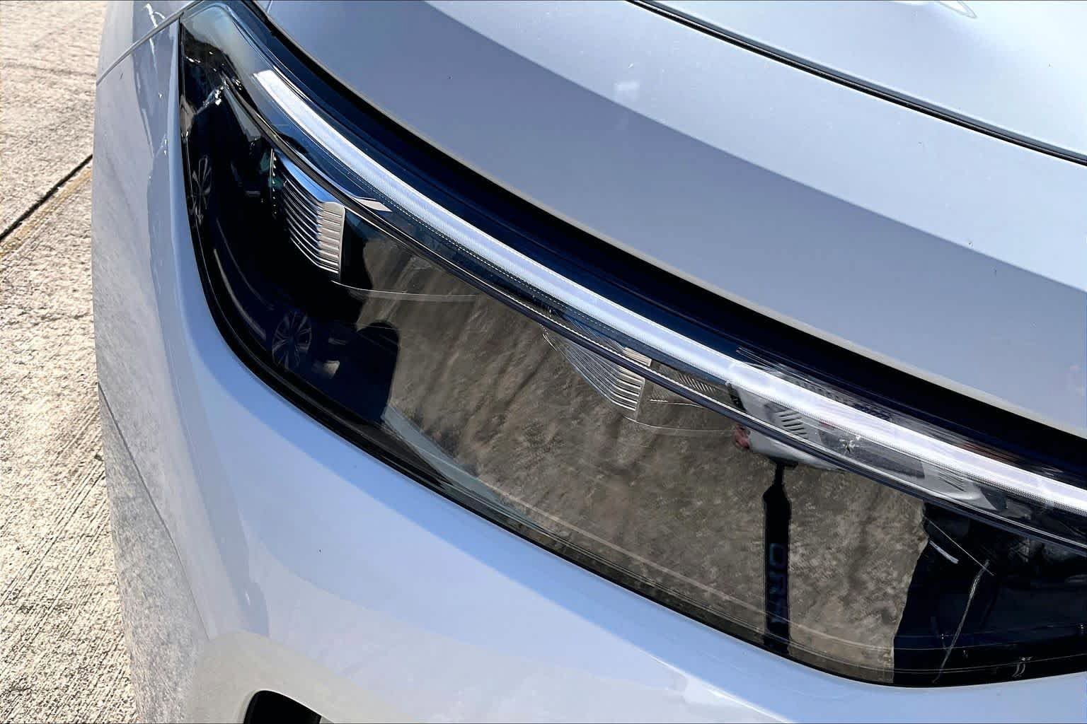 New 2026 Volkswagen Tiguan S FWD image 13