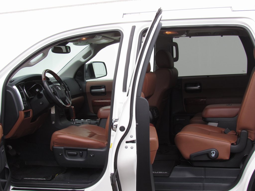 Used 2019 Toyota Sequoia Platinum image 13