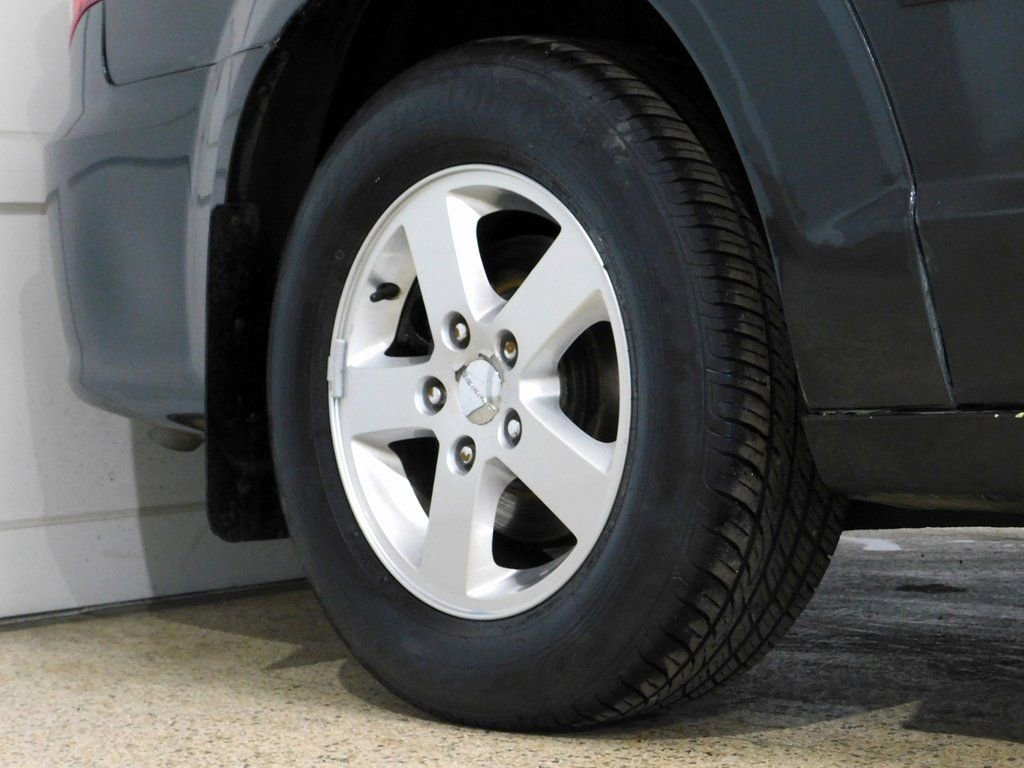 Used 2011 Dodge Grand Caravan SXT image 7