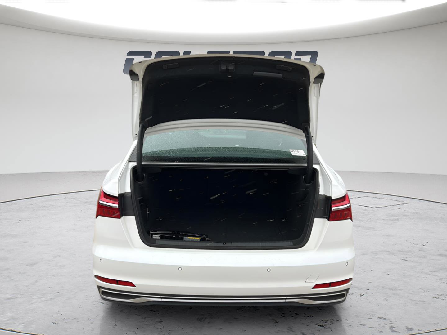 Used 2024 Audi A6 Premium Plus image 11