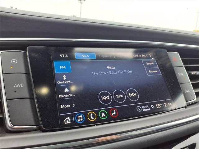 Used 2024 Buick Enclave Premium image 52