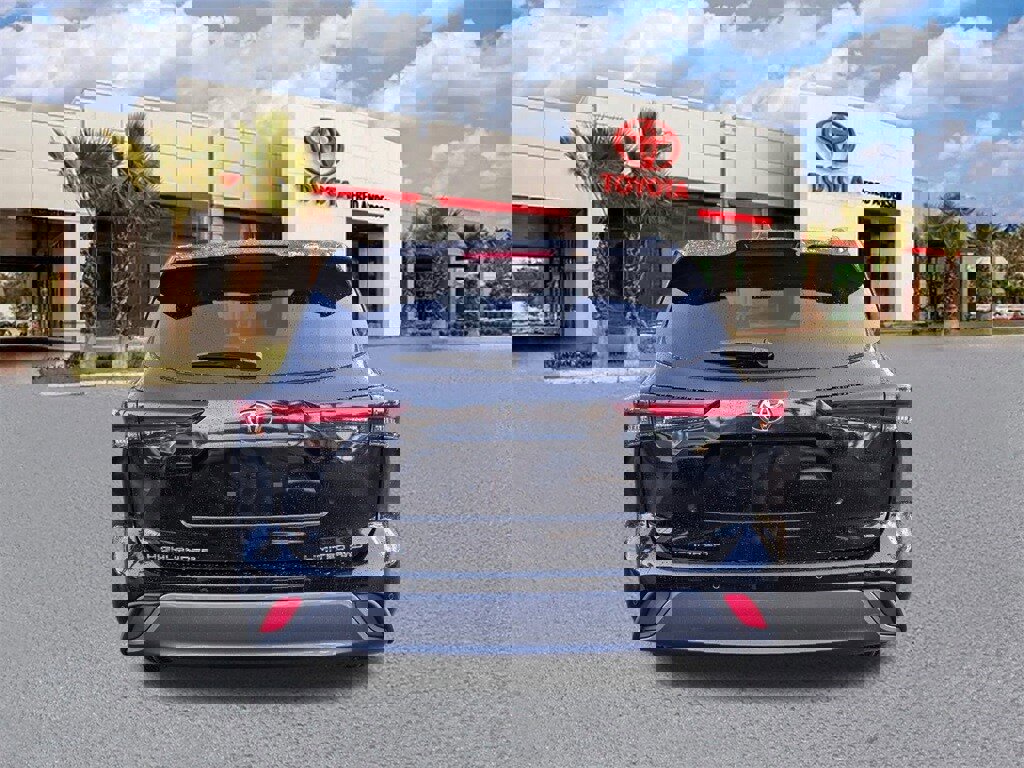 New 2026 Toyota Highlander Limited image 6