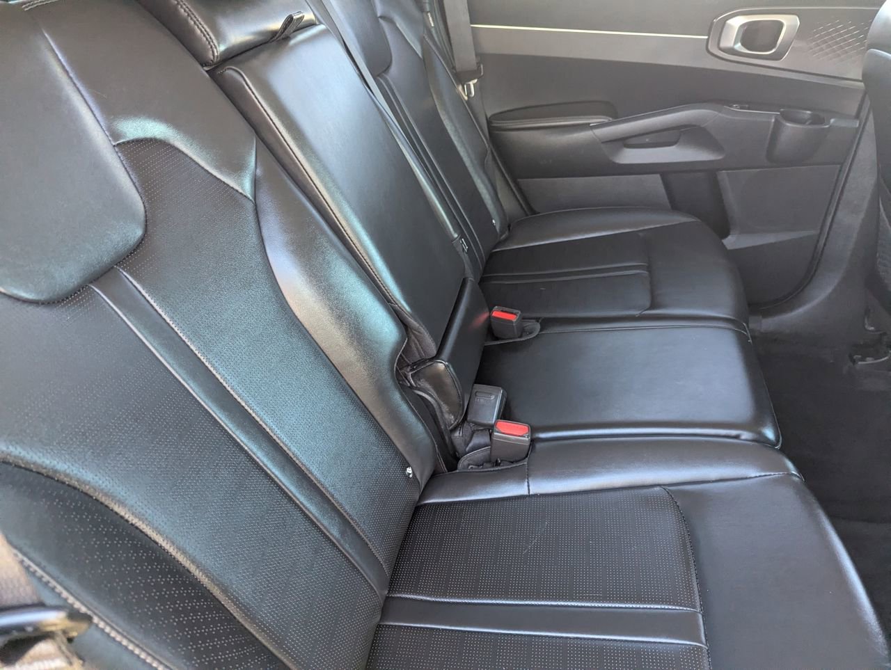 Used 2024 Kia Sorento S AWD/4WD image 14