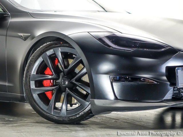 Used 2023 Tesla Model S Plaid image 3