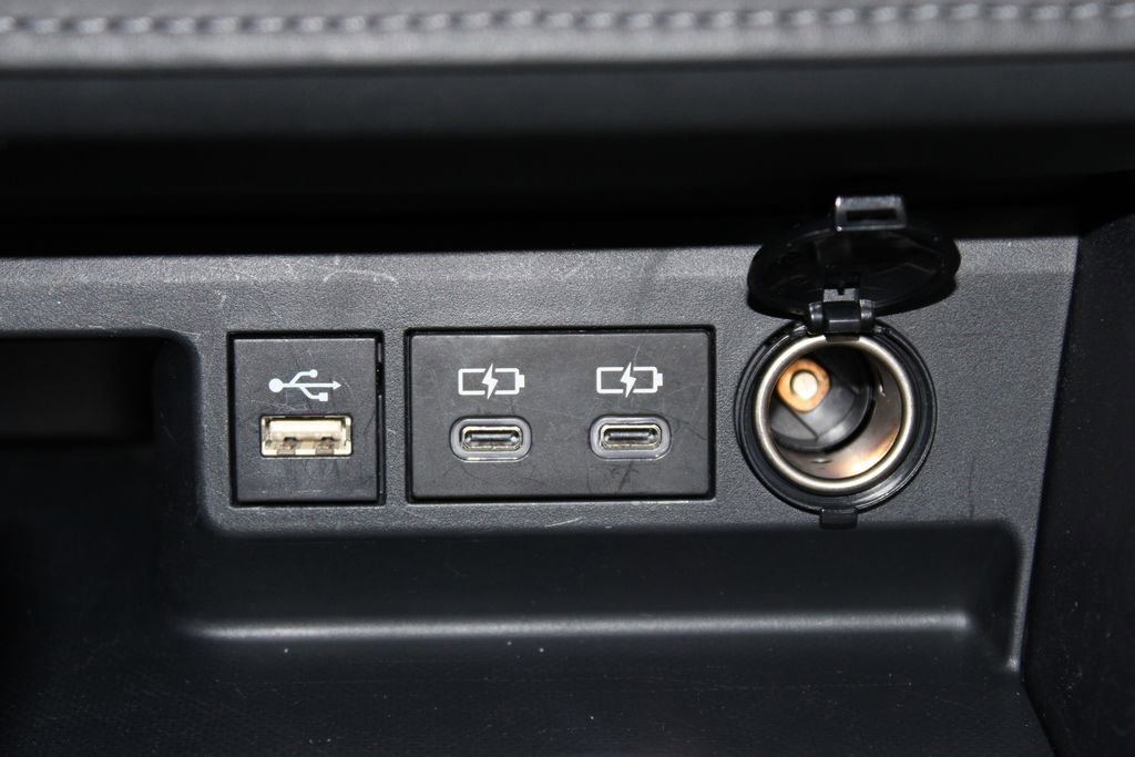 Used 2025 Toyota Highlander XSE image 46