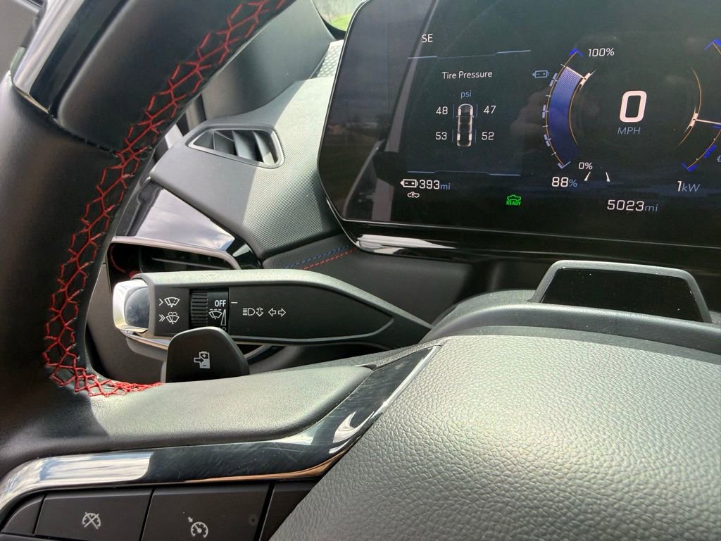 Used 2024 Chevrolet Silverado EV RST image 36