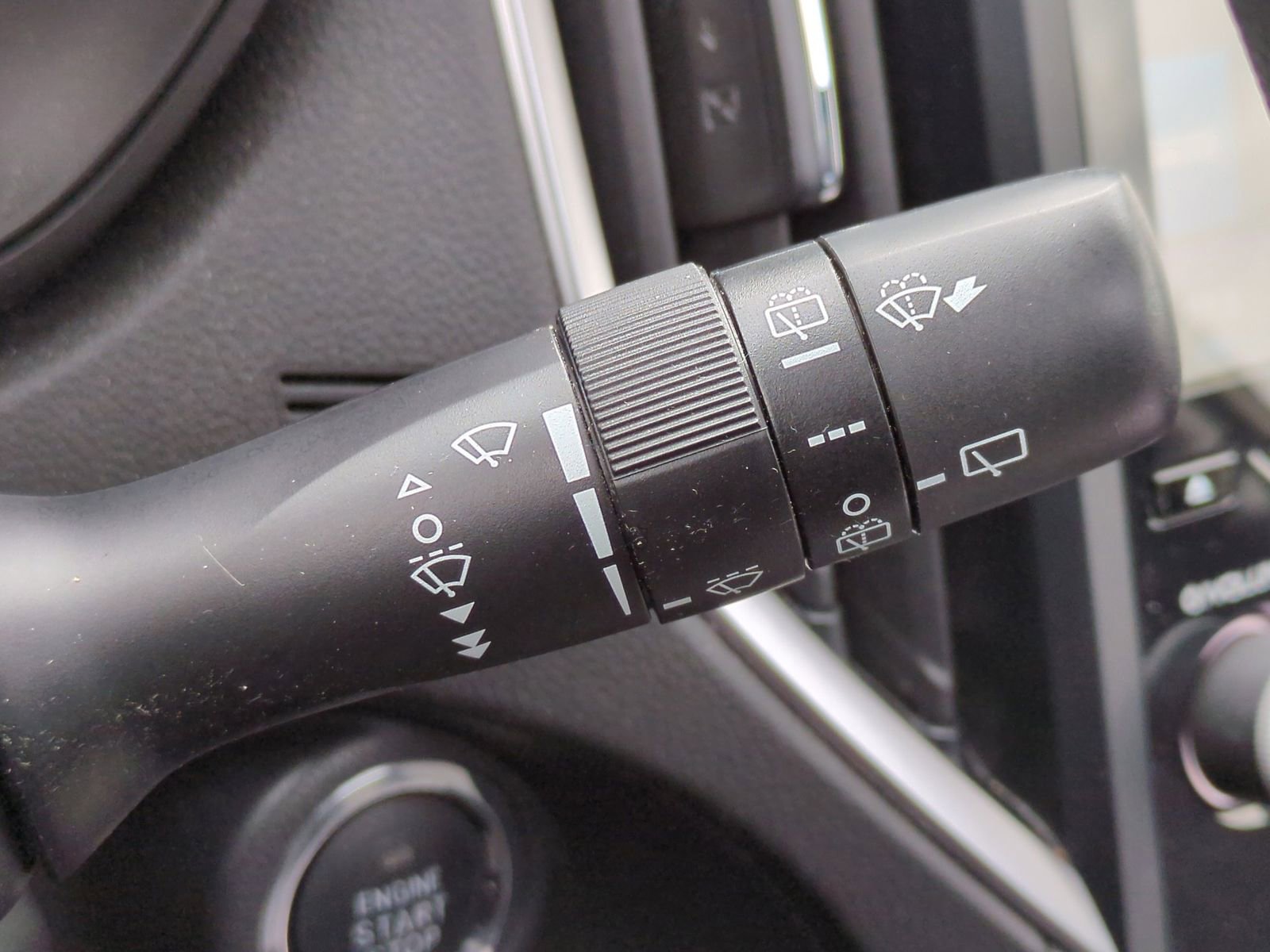 Used 2023 Subaru Forester Limited AWD/4WD image 31