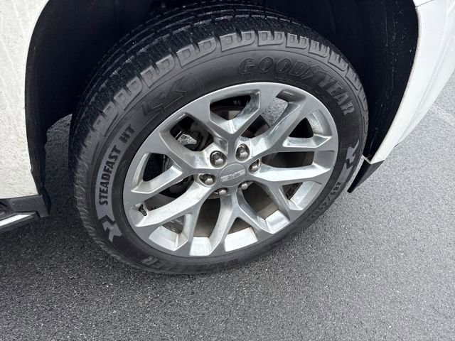 Used 2019 GMC Yukon Denali image 11