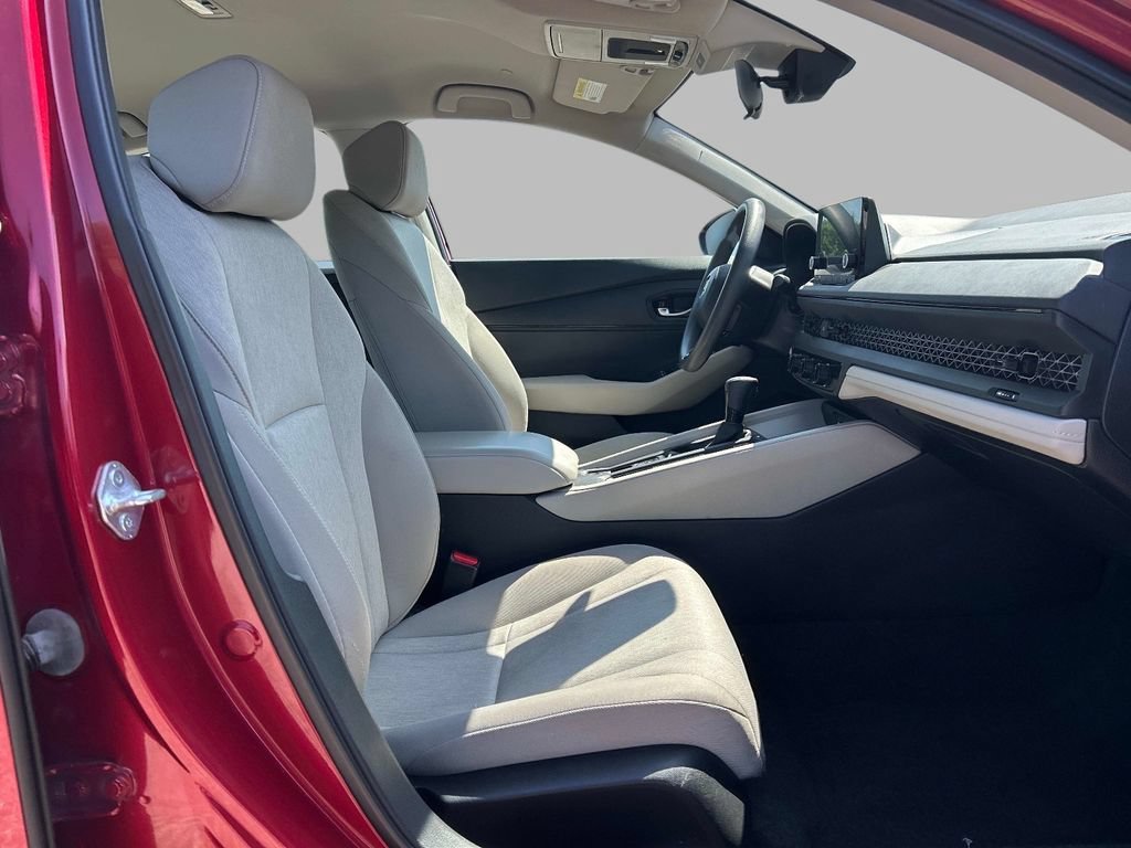 Used 2023 Honda Accord LX image 16