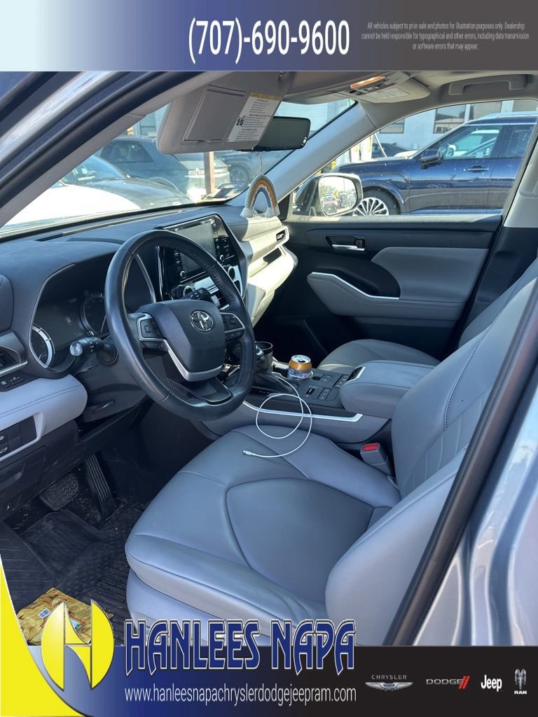 Used 2022 Toyota Highlander XLE