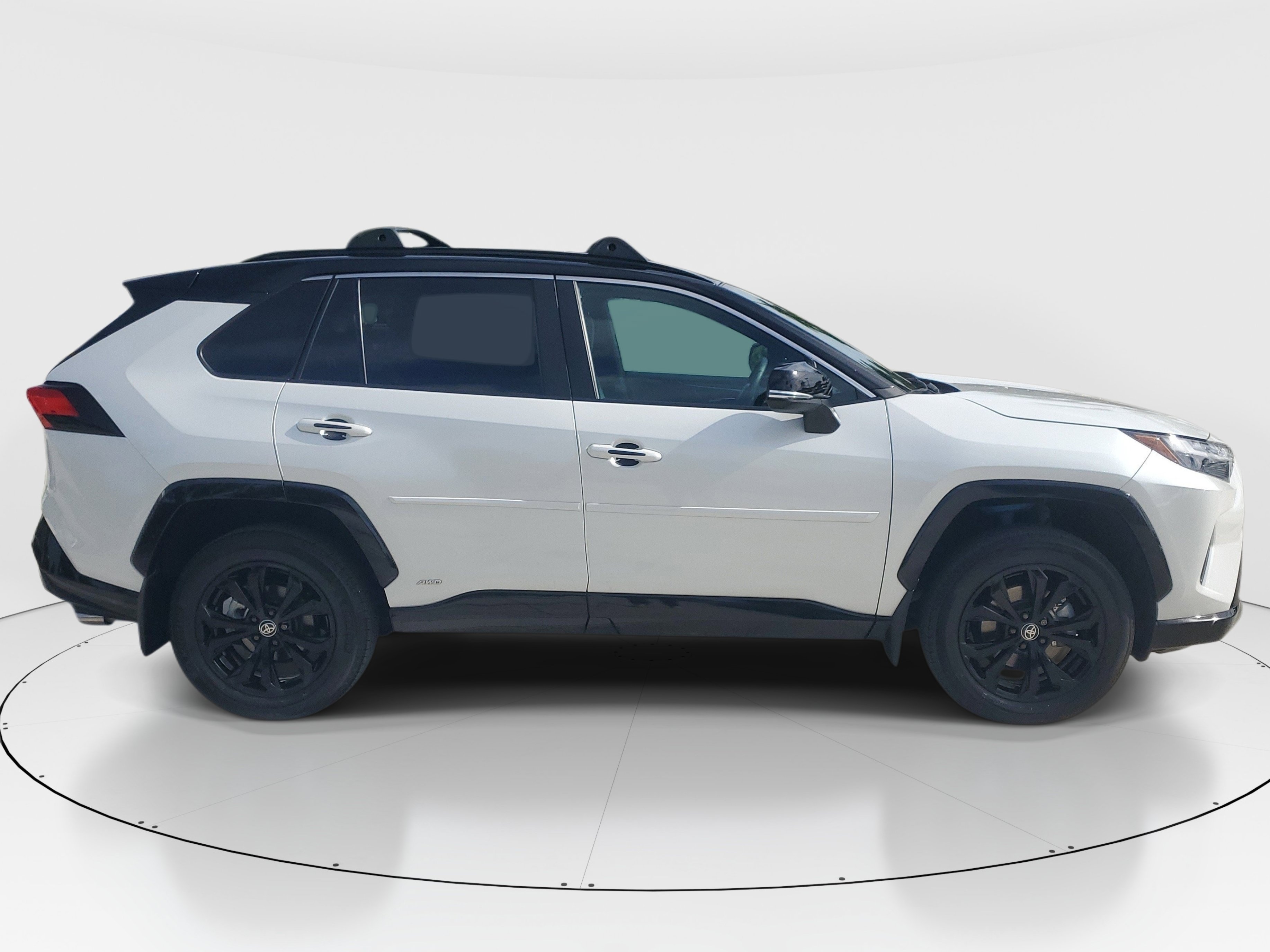 Certified 2024 Toyota RAV4 XSE w/ Weather Package AWD/4WD image 2