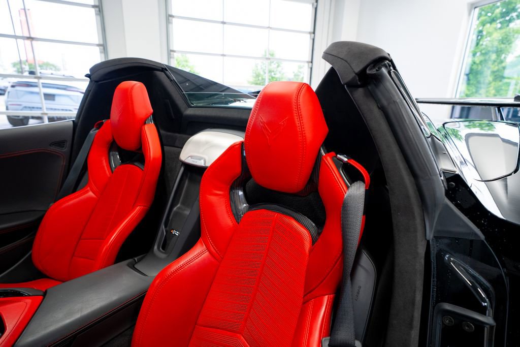 Used 2023 Chevrolet Corvette Stingray Premium Conv w/ Z51 Performance Package RWD image 36