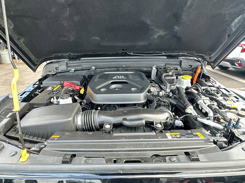 Used 2022 Jeep Wrangler Unlimited Rubicon 4xe image 29