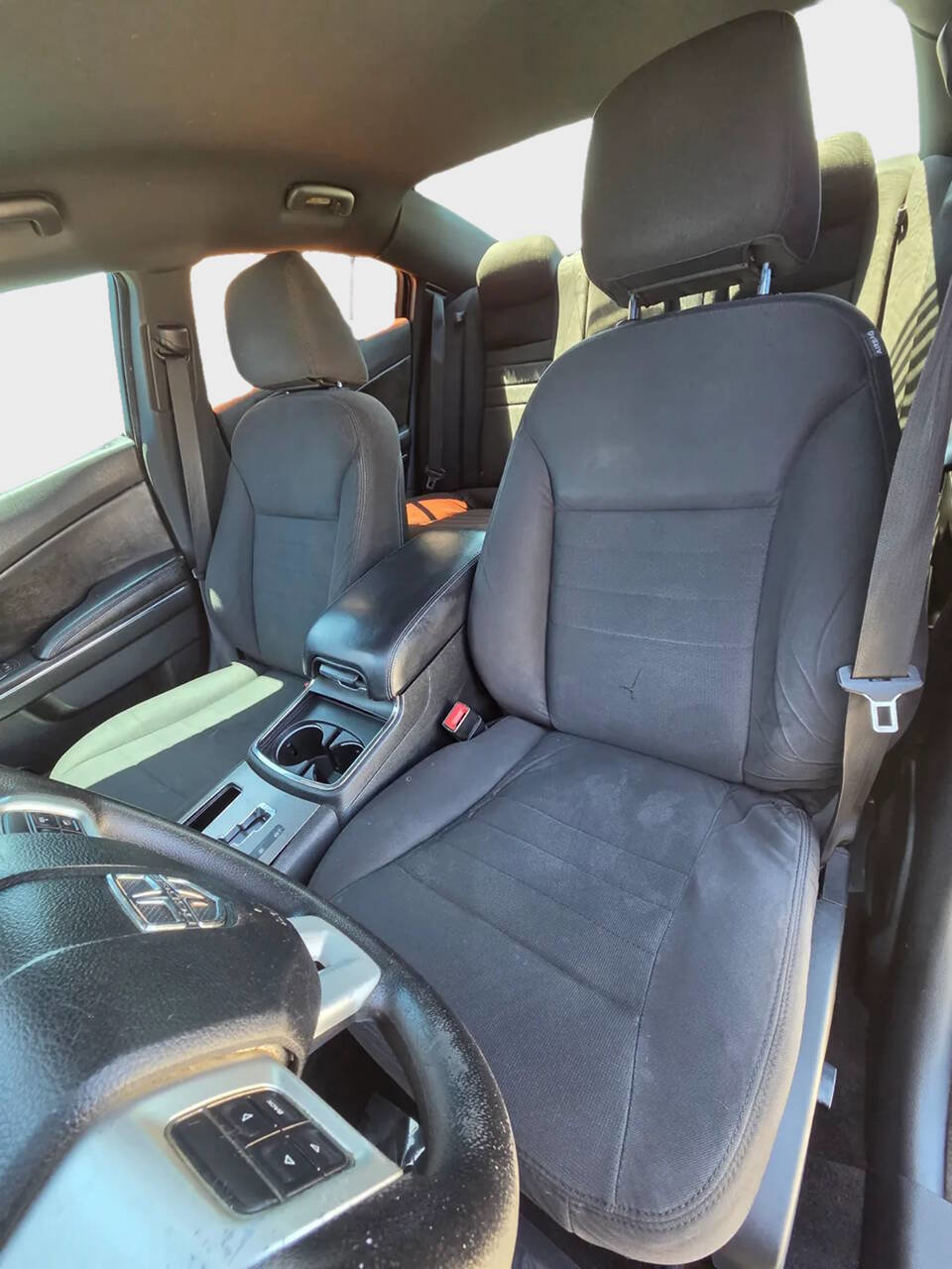 Used 2013 Dodge Charger SE RWD image 10