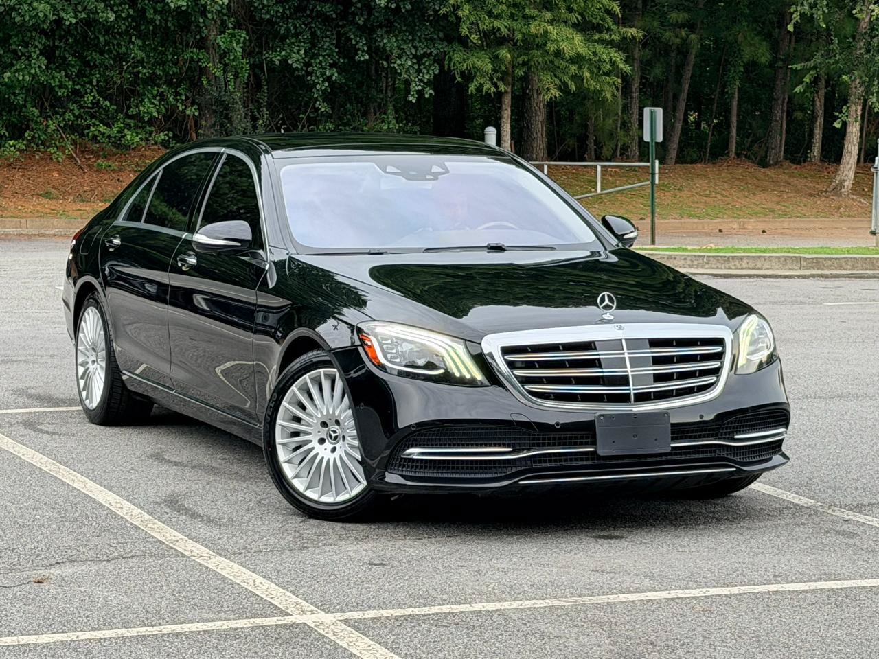 Used 2019 Mercedes-Benz S 560 Sedan w/ Premium Package image 5