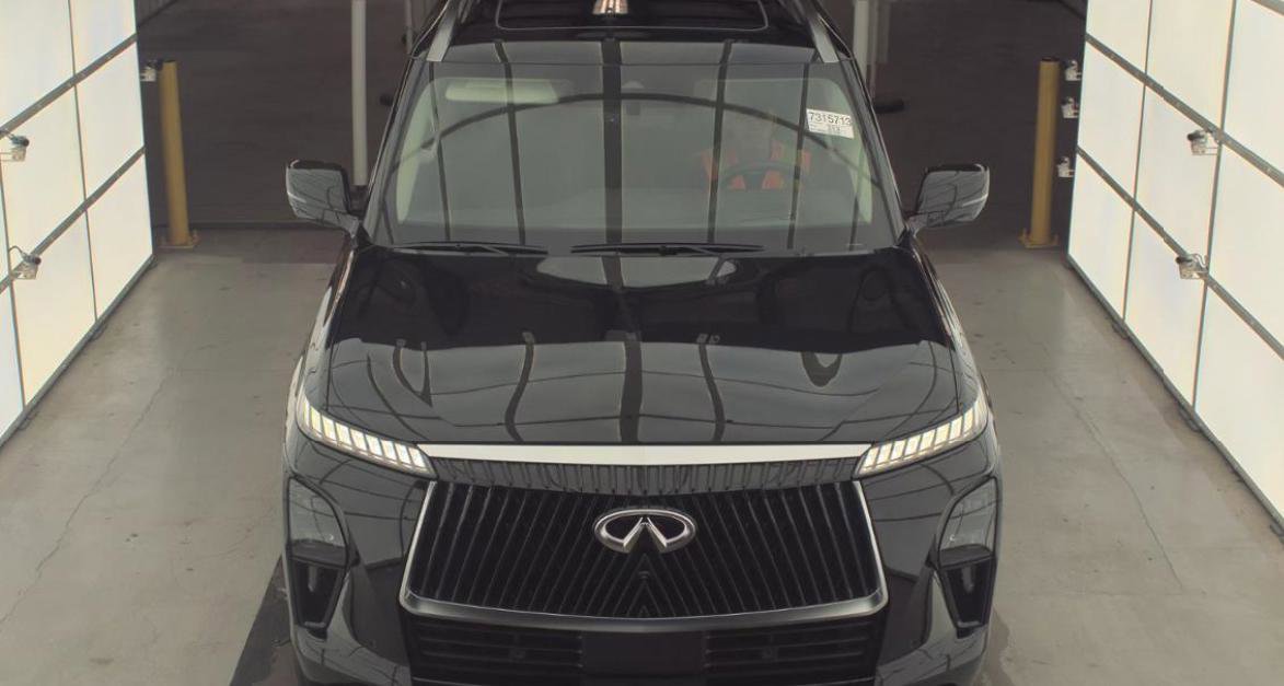 Certified 2025 INFINITI QX80 Luxe